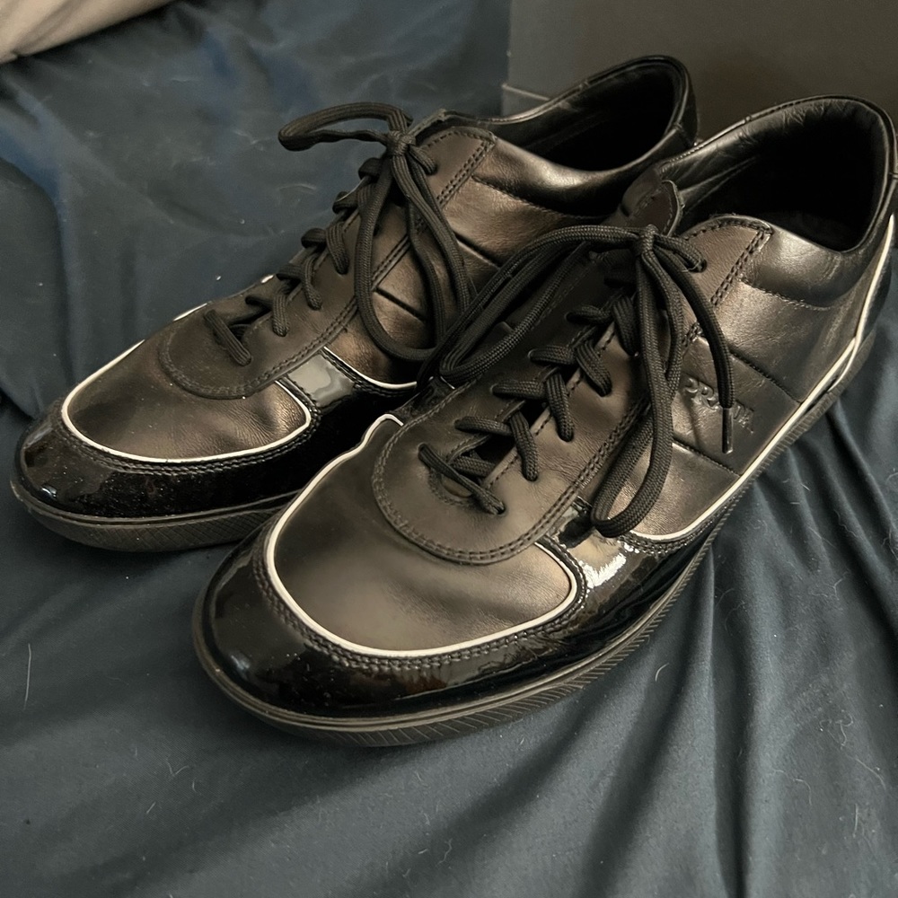 Men’s size 9.5 Prada shoes
